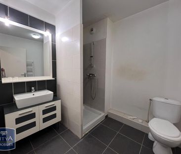 Location Appartement 2 pièces 38m² SORGUES 84700 - Photo 3