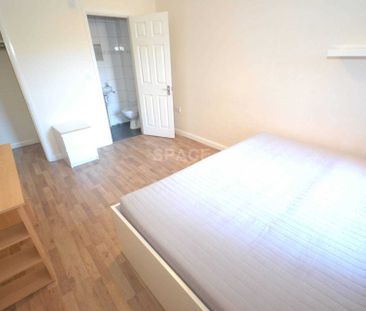 Price £5,800 pcm - Available 01/07/2026 - Furnished - Photo 2