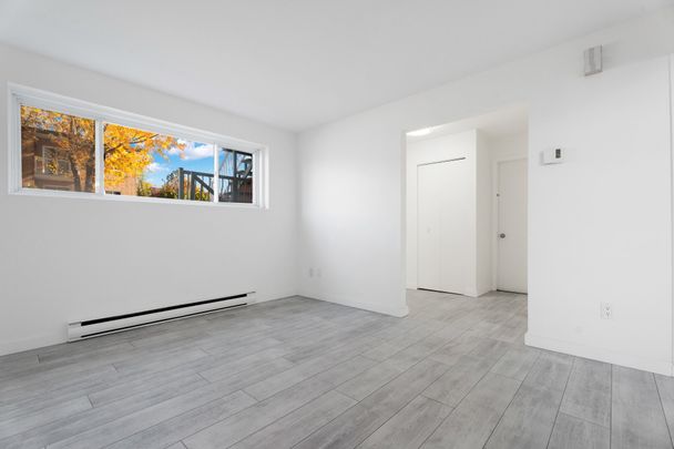 Appartement - 753 Rue Louise - Photo 1