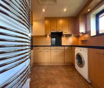 3 bedroom detached house to rent - Photo 4