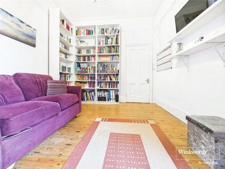 4 bedroom detached house to rent - Photo 3