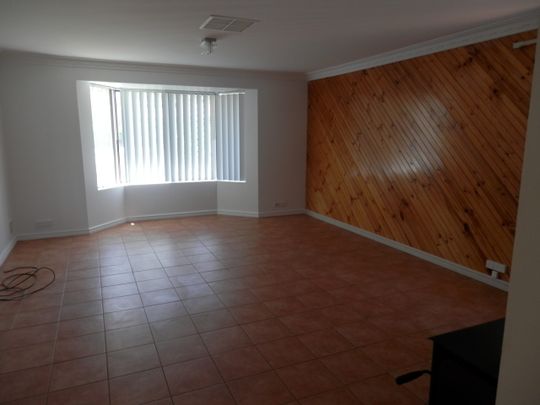 Great Location! - Photo 1