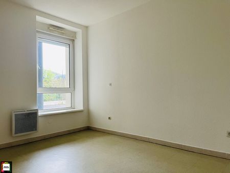 Location Appartement 2 pièces 48m² MONT ST MARTIN 54350 - Photo 5