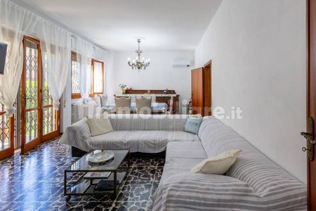 Villa unifamiliare via Agnelli 27, Forte dei Marmi, Centro, Forte dei Marmi - Photo 3