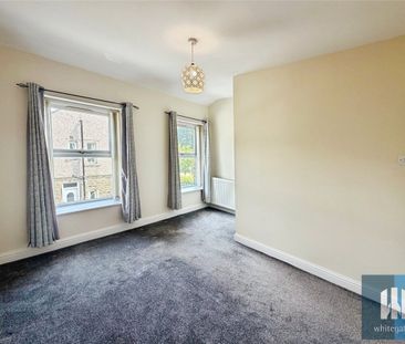 Westgate, Almondbury, Huddersfield, HD5 - Photo 1