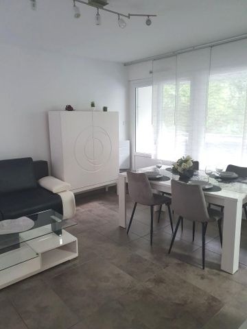 Location Appartement 1 pièce 36m² VILLEURBANNE 69100 - Photo 2