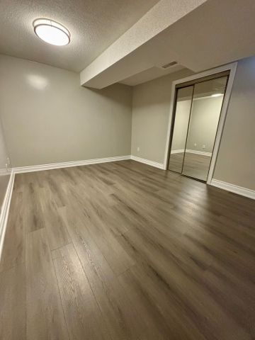 For Lease - 40 Bobolink Avenue, Toronto, Ontario - Photo 2