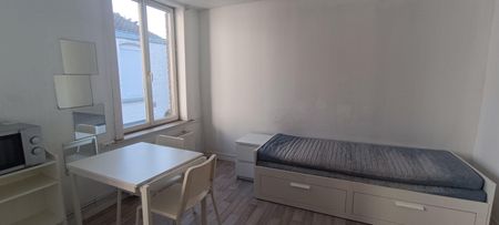 Location Appartement 1 pièce 21m² - Photo 4