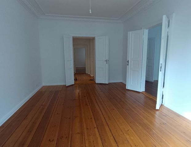 Gemütliche 3 Zimmer Altbauwohnung im Hochparterre in Mitte - Foto 1