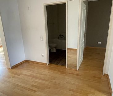 2 - Zimmer-Wohnung in Hamburg-Groß Flottbek (Seestraße 35) - Foto 4