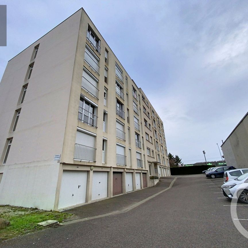 Location Appartement 1 pièce 27m² ST JULIEN LES VILLAS 10800 - Photo 1