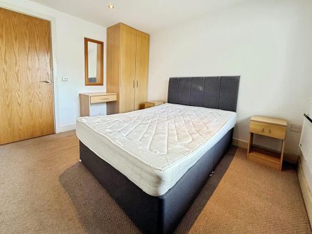 1 bedroom flat to rent - Photo 2