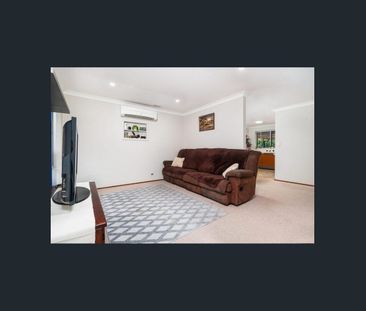 22 Burran Ct, Armadale, WA 6112 - Photo 3