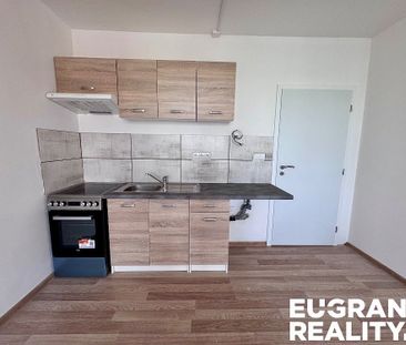 Pronájem bytu 1+kk 27 m² - Photo 3