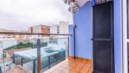 2-Bedroom beautiful apartment with underground car space for rent in Torrevieja - Photo 2