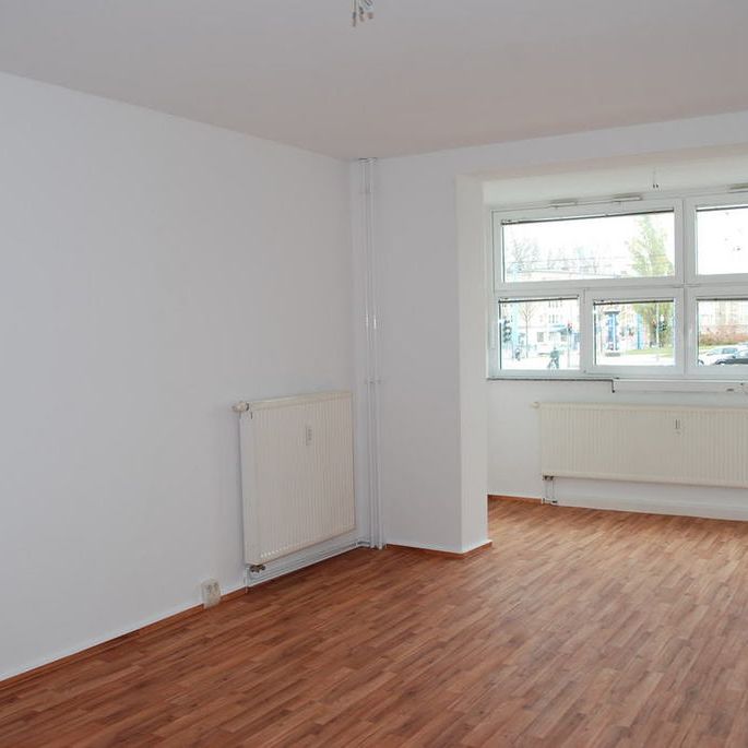 NEU sanierte 2-Raum-Wohnung mit Wohlfühlfaktor - Foto 1