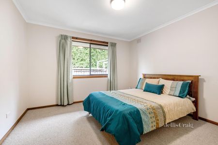 12 Crimson Avenue, Blackburn South - Photo 4