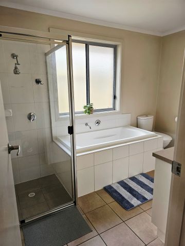 Salisbury Downs - Photo 2