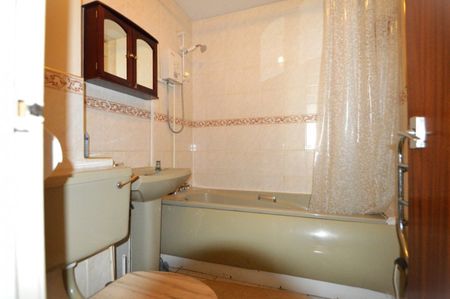 Blair Road, Slough, Berkshire,SL1 - Photo 4