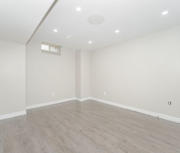 For Lease - 3056 Doyle Street, Mississauga, Ontario - Photo 2