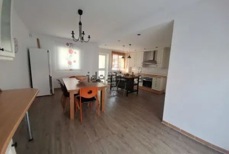 Alquiler de chalet pareado en Calle Esmeralda, 21 - Photo 5