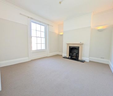 3 bedroom apartment to rent - Photo 1