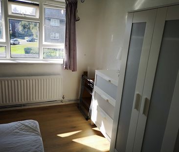 Room in a Shared Flat, Orlescote Road, CV4 - Photo 6
