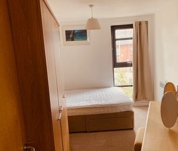3 Bed Flat, Kennet Street, RG1 - Photo 4