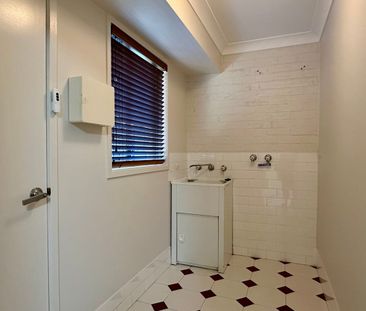 This beautifully maintained single-level villa is situated in a pri... - Photo 4