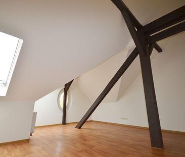 Charmante und großzügige Dachgeschosswohnung! - Photo 3