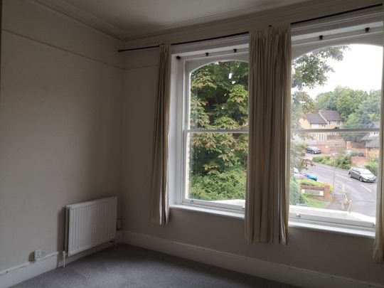 2 Bed Flat, Thicket Road, SE20 - Photo 1