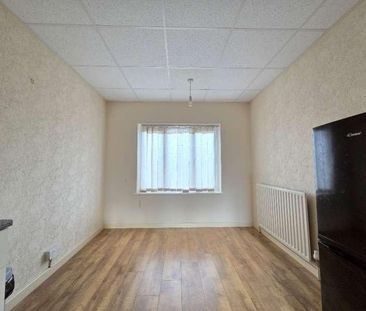 Kent Road, Halesowen, West Midlands, B62 - Photo 6