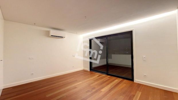 Apartamento T4 em Porto - Photo 1