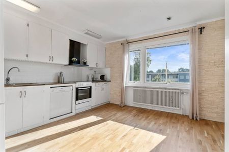 Torparegatan, Trollhättan - Photo 3