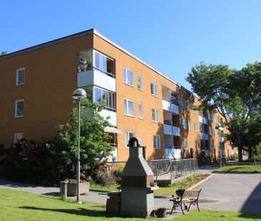 Krongårdsvägen 17 - Photo 1