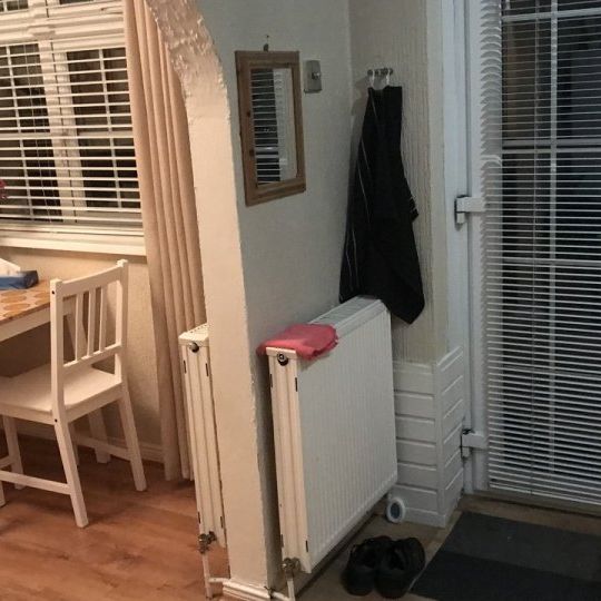 Beds for rent in a shared room for students in Dublin - Photo 1