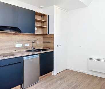 Appartement à louer - REIMS - ST ANNE- CHU - Photo 2