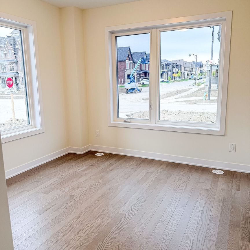 For Lease - 21 Harvey Bunker Crescent, Markham, Ontario - Photo 1