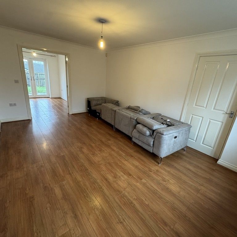 Kirkwood Close, Aspull, Wigan - Photo 1