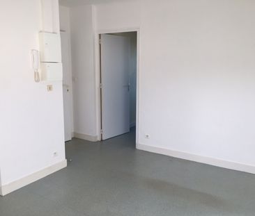 A Louer - Vertou - Appartement Rénové 2 Pièces De 32.57 M2 - Photo 2