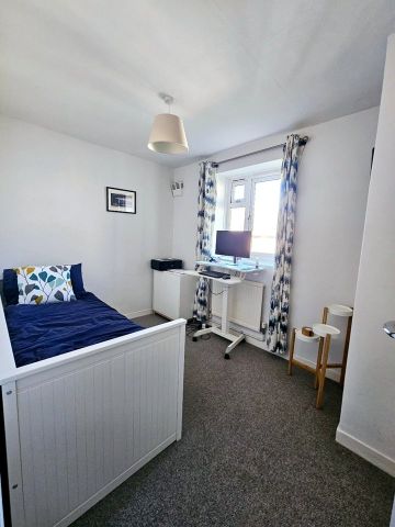 Room in a Shared Flat, Blackwell House, SW4 - Photo 5