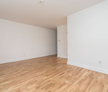 39 Riverwood Parkway - Photo 6