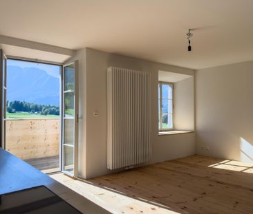 Hochwertige 5-Zimmer-Maisonettewohnung im Domleschg - Foto 2