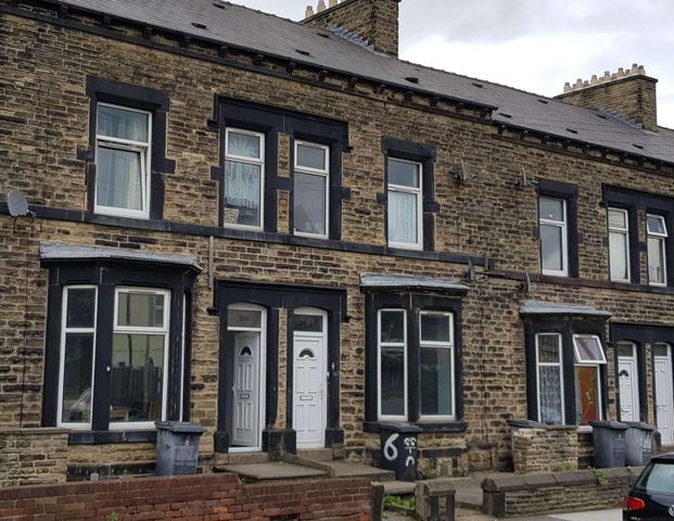 Dodworth Road Room 4 - Photo 1