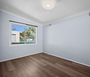 Beautifully presented 4 bedroom home in Great Campbelltown location - Photo 6