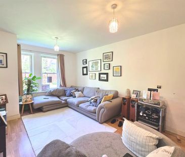 2 bedroom apartment to rent - Photo 2