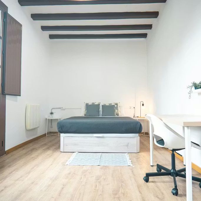 Carrer Nou de la Rambla, Barcelona, Catalonia 08001 - Foto 1