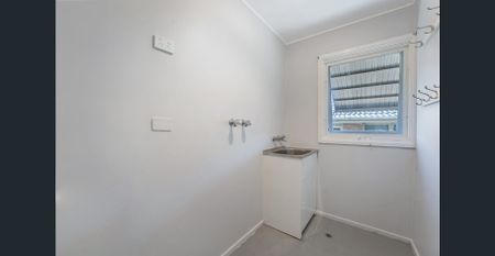 Freshly Painted Family Home in Bradbury - Photo 3