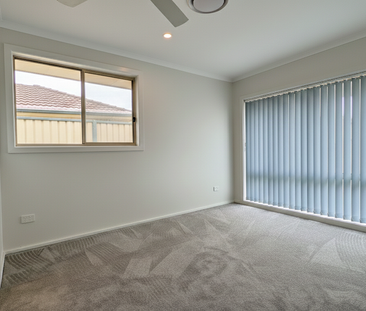 FULLY RENOVATED HOME! - Photo 4