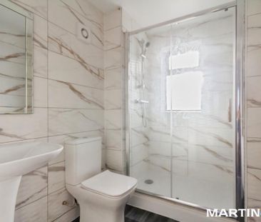 3 bedroom semi-detached house to rent - Photo 6